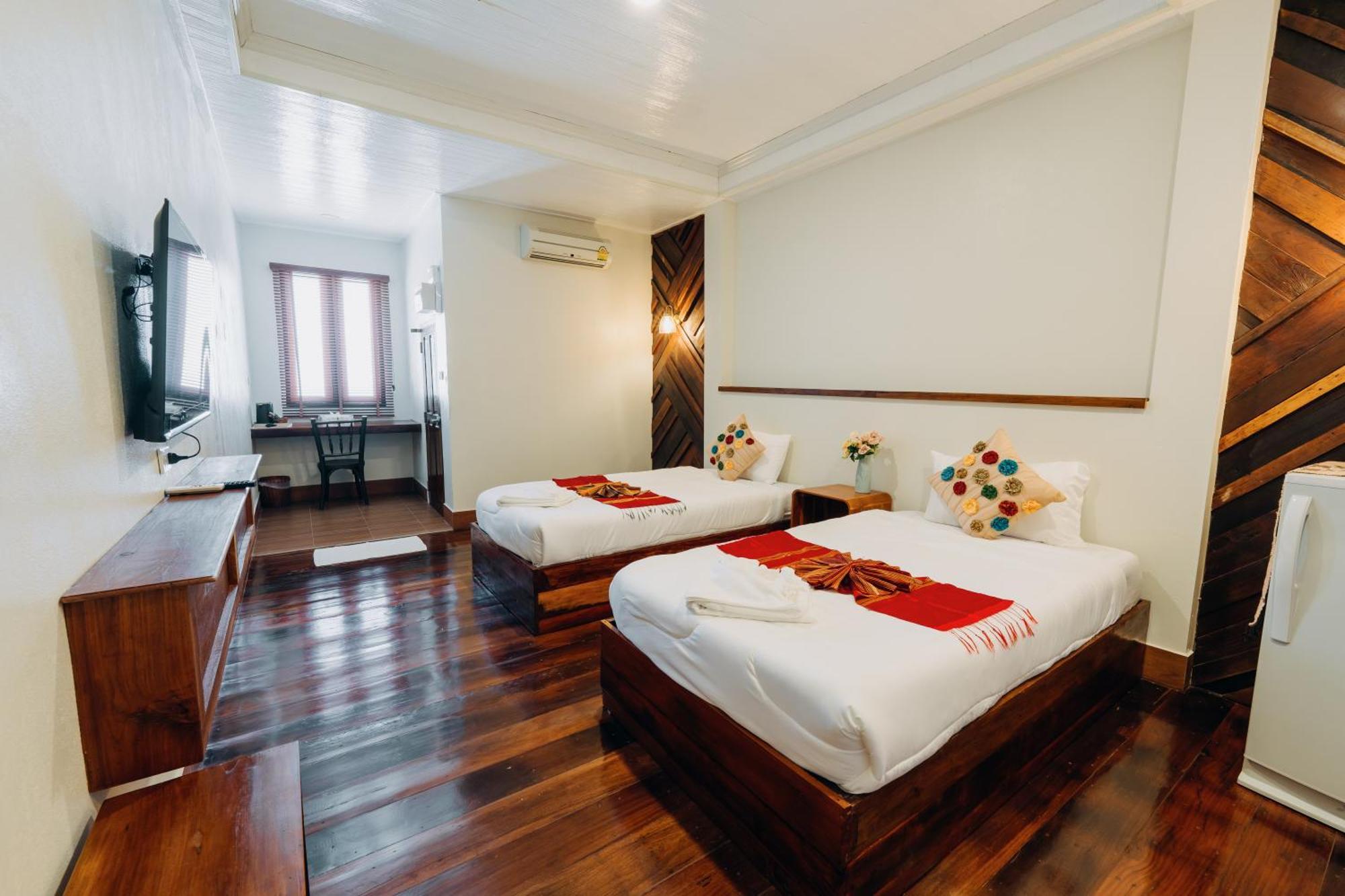 Chandaeng Hotel Nan Room photo